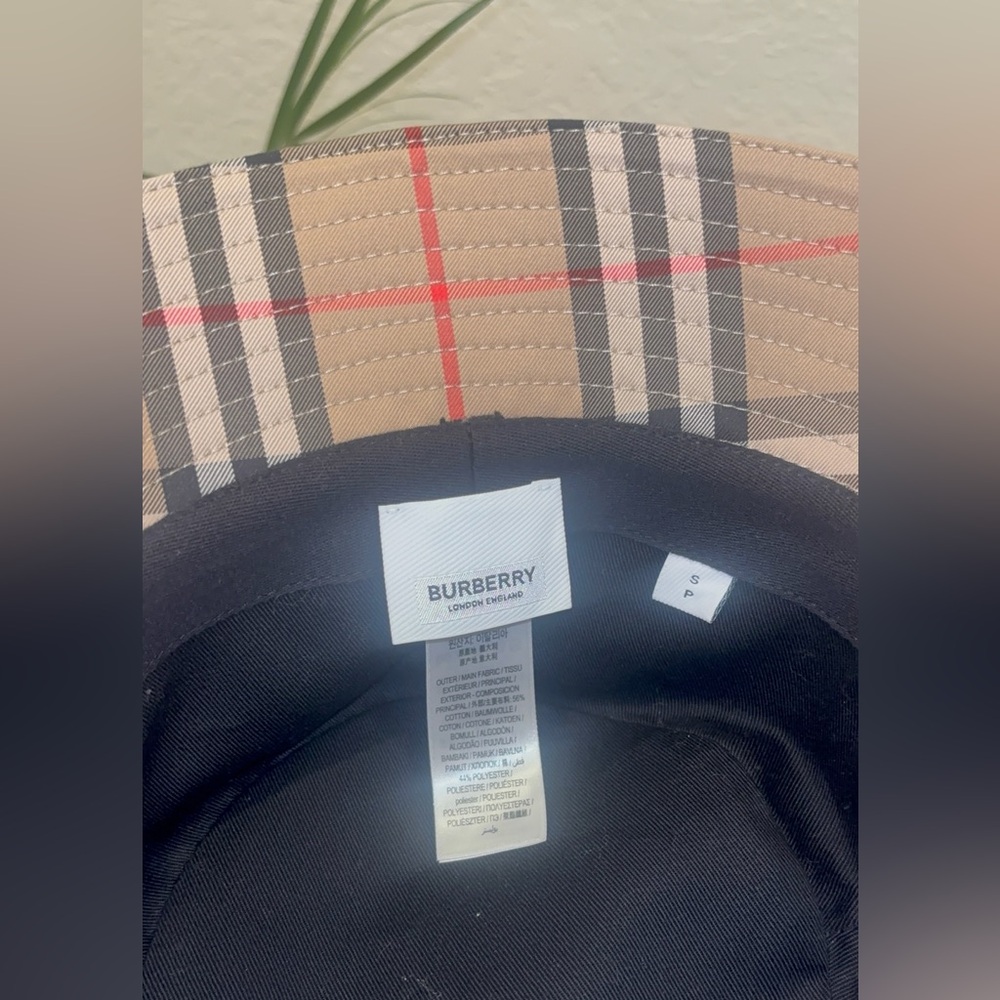 Burberry Classic Black Cap